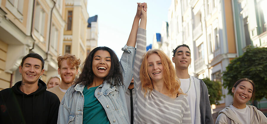 Digital Renewal Strategies: Bridging Digital and Direct Mail for Maximum Impact